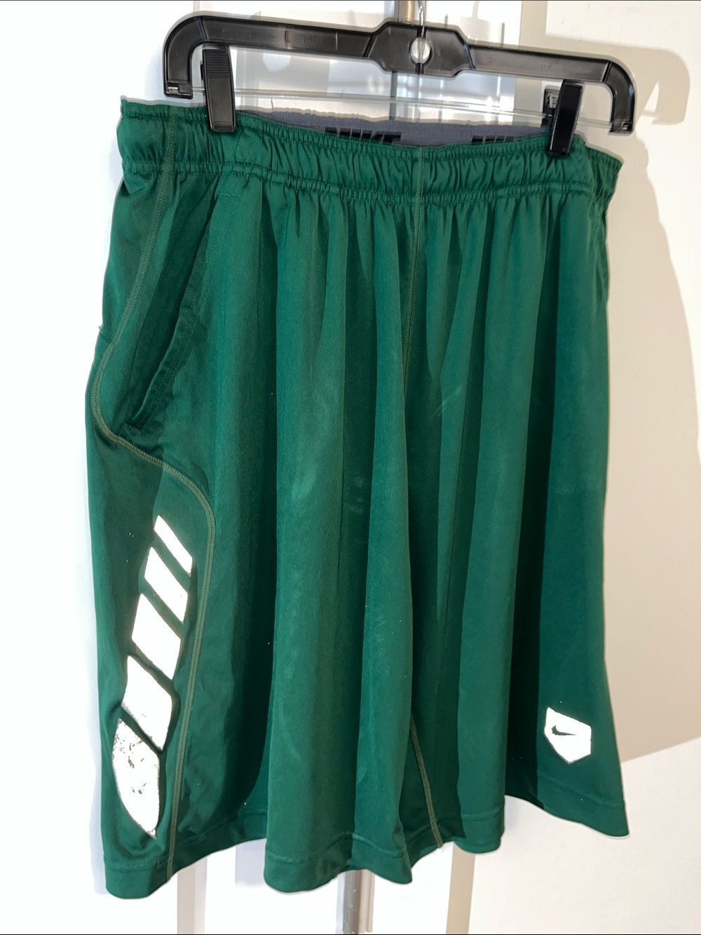 Men's Nike MLB Baseball Dri Fit Green shorts w/ camo accents Oakland Athletics L